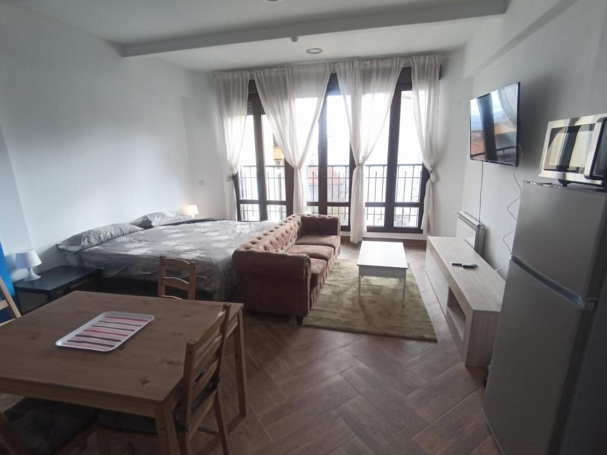Apartamento De Lujo En La Sierra Becerril de la Sierra Eksteriør bilde